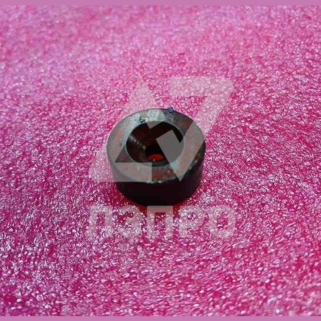 Магнит круглый ферритный с отверстием 20x10x4 мм 83023 ThyssenKrupp