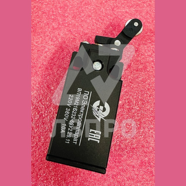 Выключатель с рычагом ВП19М21Б232-65У2.28.11