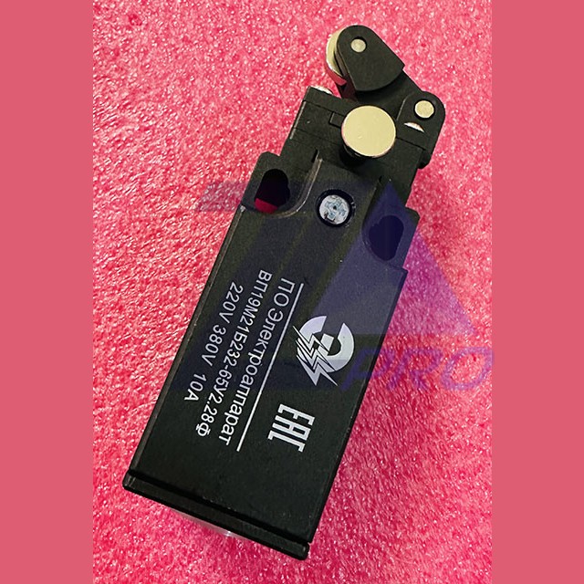 Выключатель с фиксацией ВП19М21Б232-65У2.28Ф