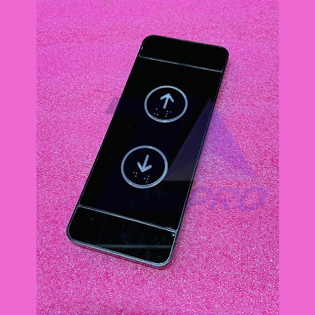 Вызывная панель (две кнопки с стрелками, 250х80х12мм) L.RTJS.2002.BM CC17M000111 AVOX GENEMEK