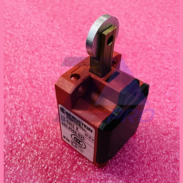 Выключатель C2-SU1Z R 600.8366.033 Bernstein