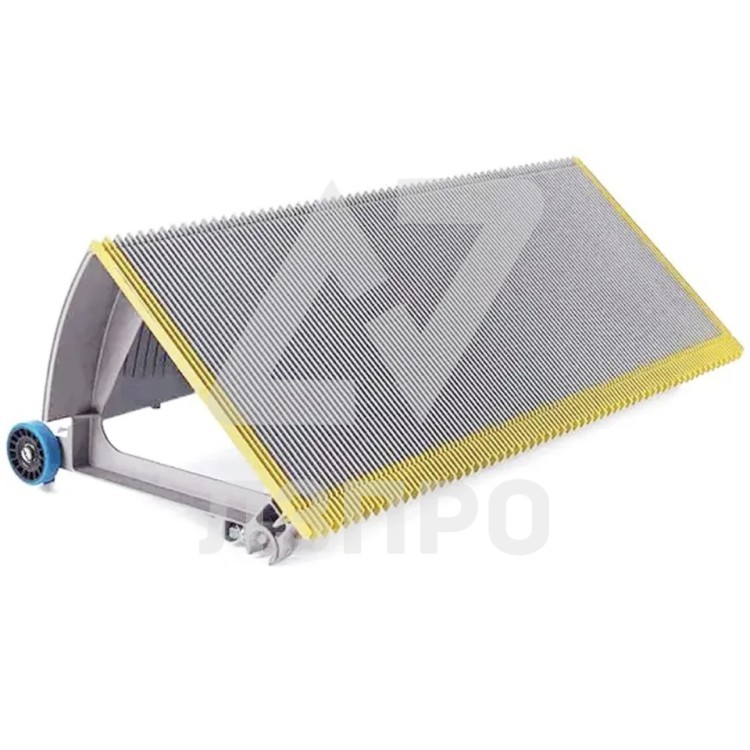 Ступень эскалатора 1000мм (серая RAL с 3-я желтыми демаркационными линиями и фиксирующим пальцем) 506NCE/508XO Otis